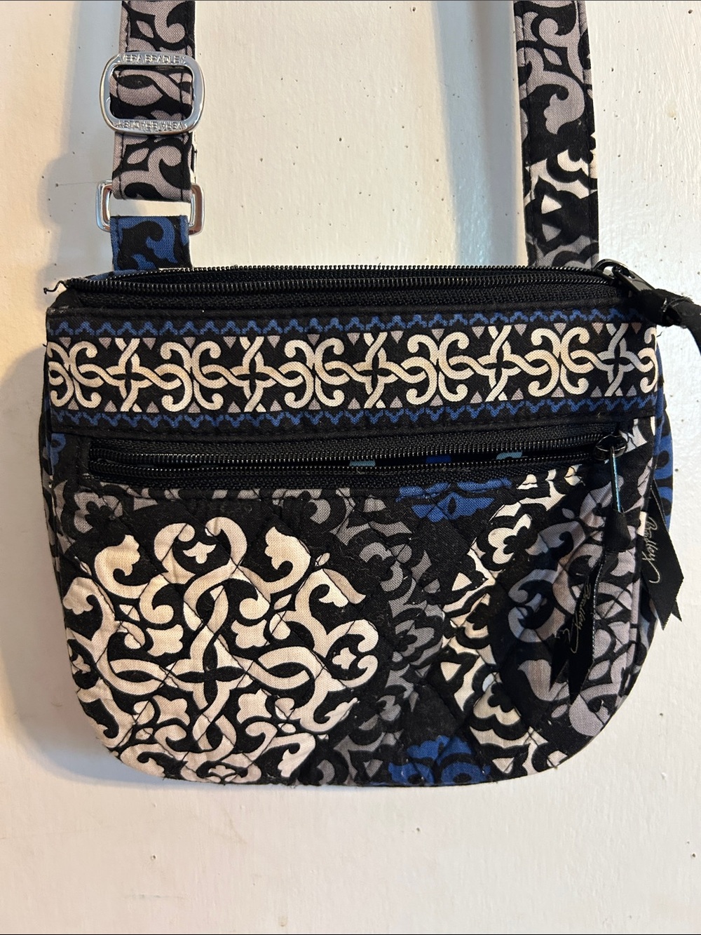 Vera Bradley Crossbody Shoulder Bag in Black, White & Blue - Quilted Pattern